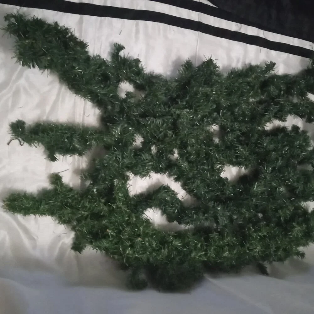 4 Green garland about 3ft 12